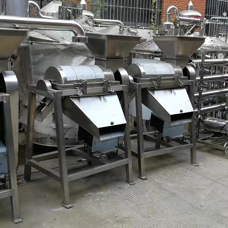 滁州市全椒縣胡總購(gòu)買的水果壓榨機(jī)已打包發(fā)貨！